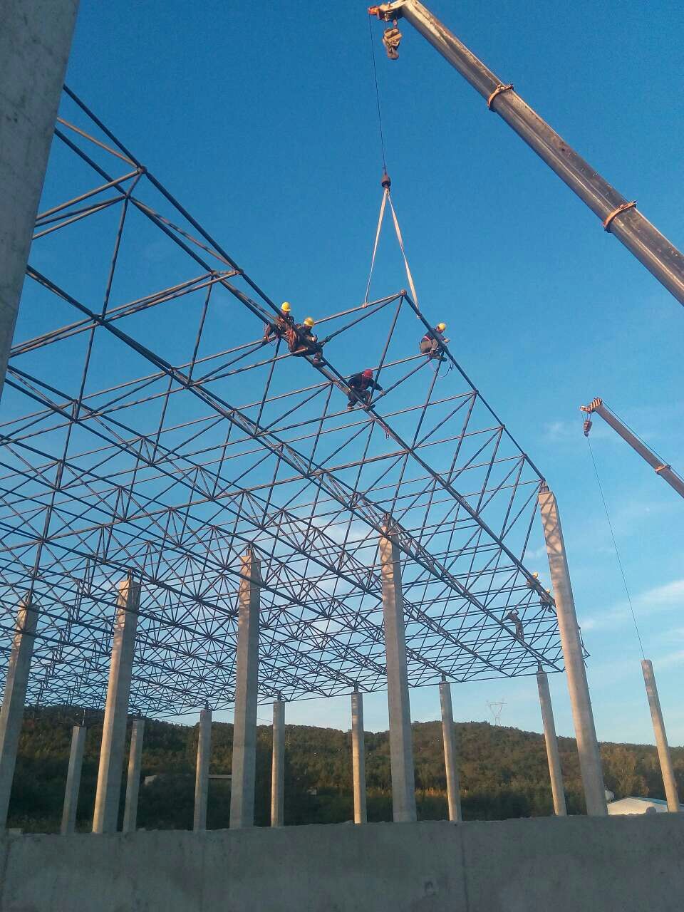 西城汪清物流园网架